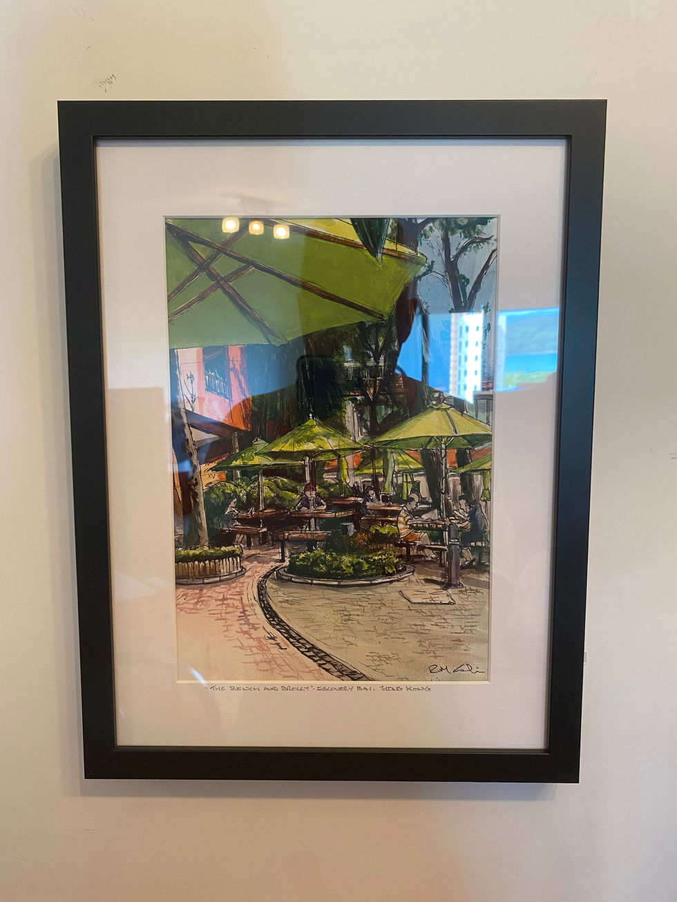 Afternoon in plaza in frame 3