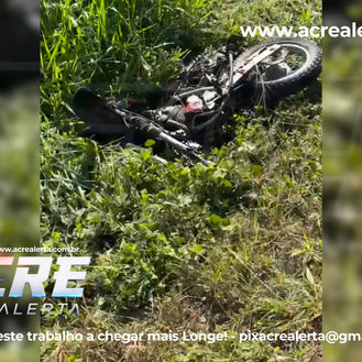 MORTE NA BR: Motociclista morre após grave colisão com carro na BR-364, próximo a Tarauacá