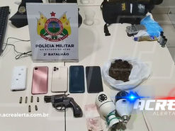 Força Tática do 2º BPM flagra suspeito com arma, droga e moto roubada durante ocorrência de suposto cárcere privado na Cidade do Povo