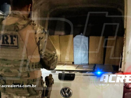 Ação integrada entre PRF, PM e Polícia Civil apreende 7 mil maços de cigarros contrabandeados no interior do Acre