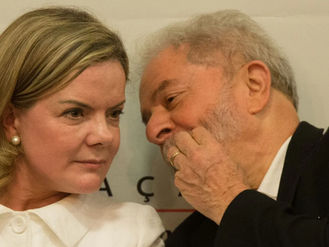 Caiu em contradição: Enquanto aliados do Governo LULA diziam que os EUA “não querem dialogar”, presidente americano afirma que Lula pode ligar “a qualquer momento”