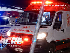 FERIDO A TIROS NA CAPITAL: Homem em situação de rua é ferido com tiro em parada de ônibus e é levado as pressas para o pronto-socorro em Rio Branco