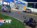 Colisão entre carro e motocicleta deixa duas pessoas feridas na Vila Ivonete, em Rio Branco