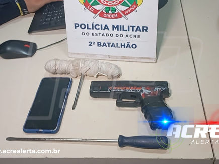 TOCANDO O TERROR: Dupla de menores tenta assaltar motoqueira com arma de brinquedo e acaba apreendida pela PM em Rio Branco