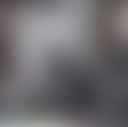 URGENTE | Câmeras registram ação criminosa: Bandido armado com faca invade comércio e causa terror na frente de criança em comercio de EPITACIOLÂNDIA