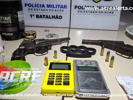 "Sujou, os home tão aqui, esconde os ferro.": Suspeitos tentam esconder armas após chegada da PM, resistem à prisão e acabam presos com drogas e munições em Rio Branco