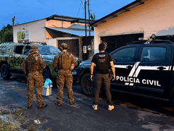 Polícia Civil e Gefron estouram depósito com mais de 20 kg de drogas no interior do acre