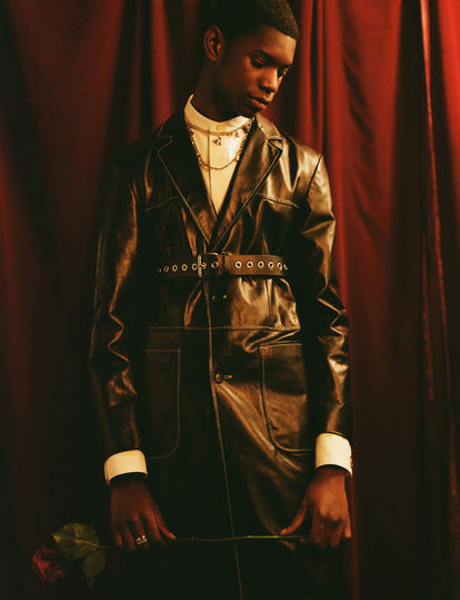 Hazel + Nick_HERO-23_Page_04_Image_0002.jpg