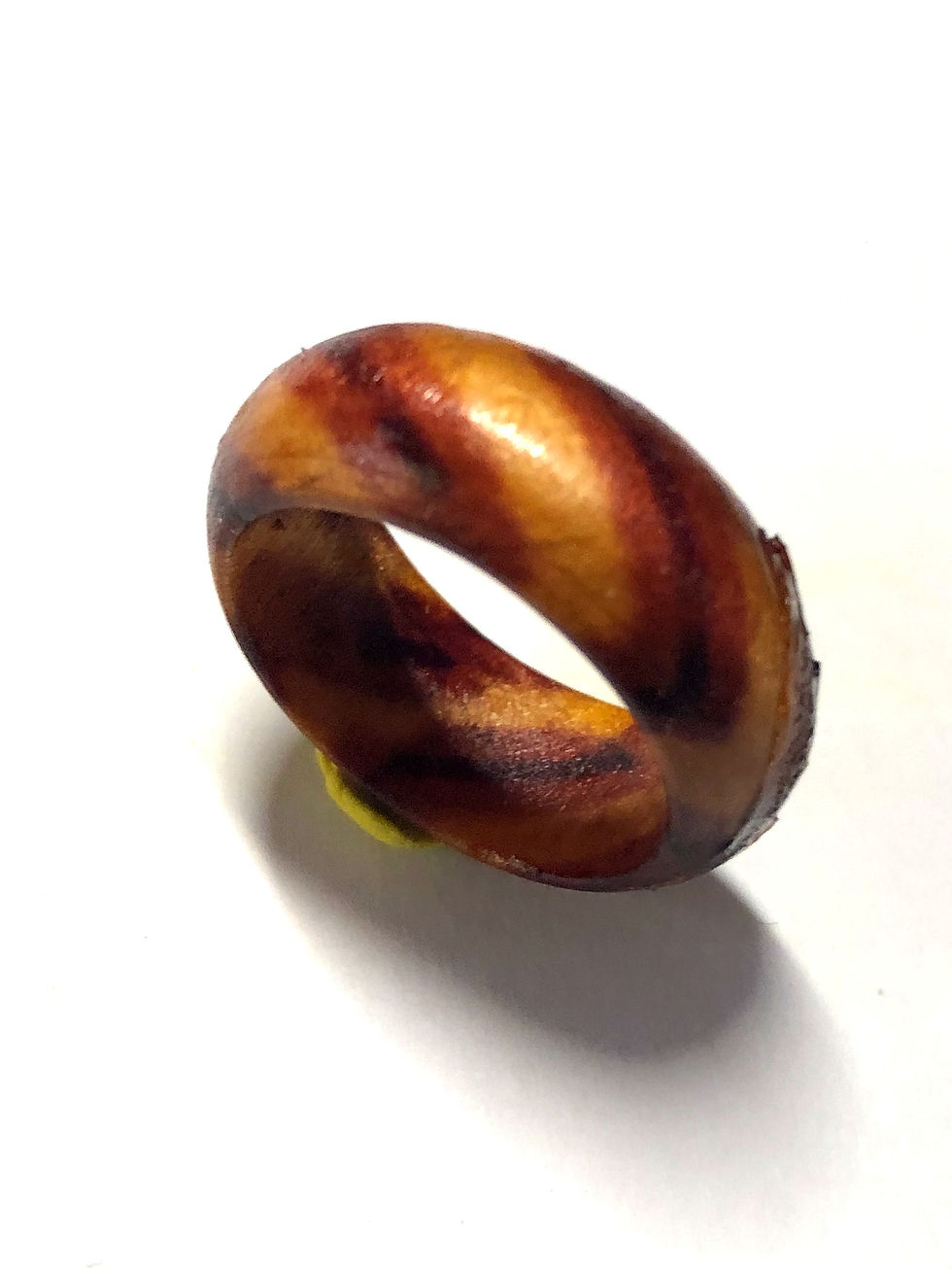 Anello in legno di alta qualità e durezza FATTO A MANO misura 18