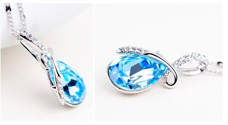 Miniatura: Collana maglia speciale con pendente a pietra Cabochon celeste