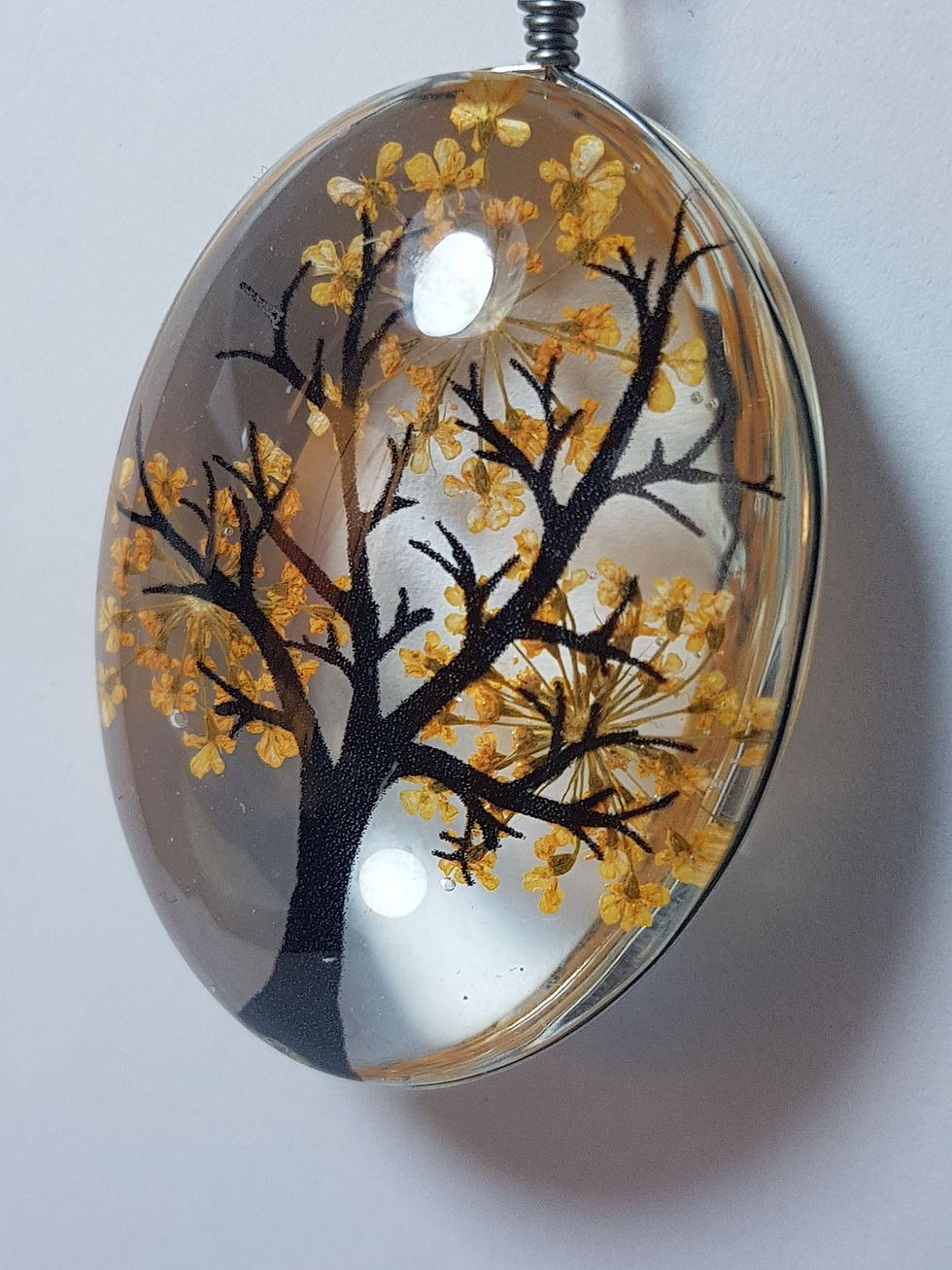 Miniatura: Collana bifacciale con pianta interna
