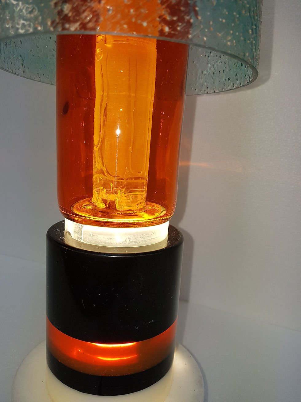 Miniatura: Lampada a led e resina con parte superiore in vetro