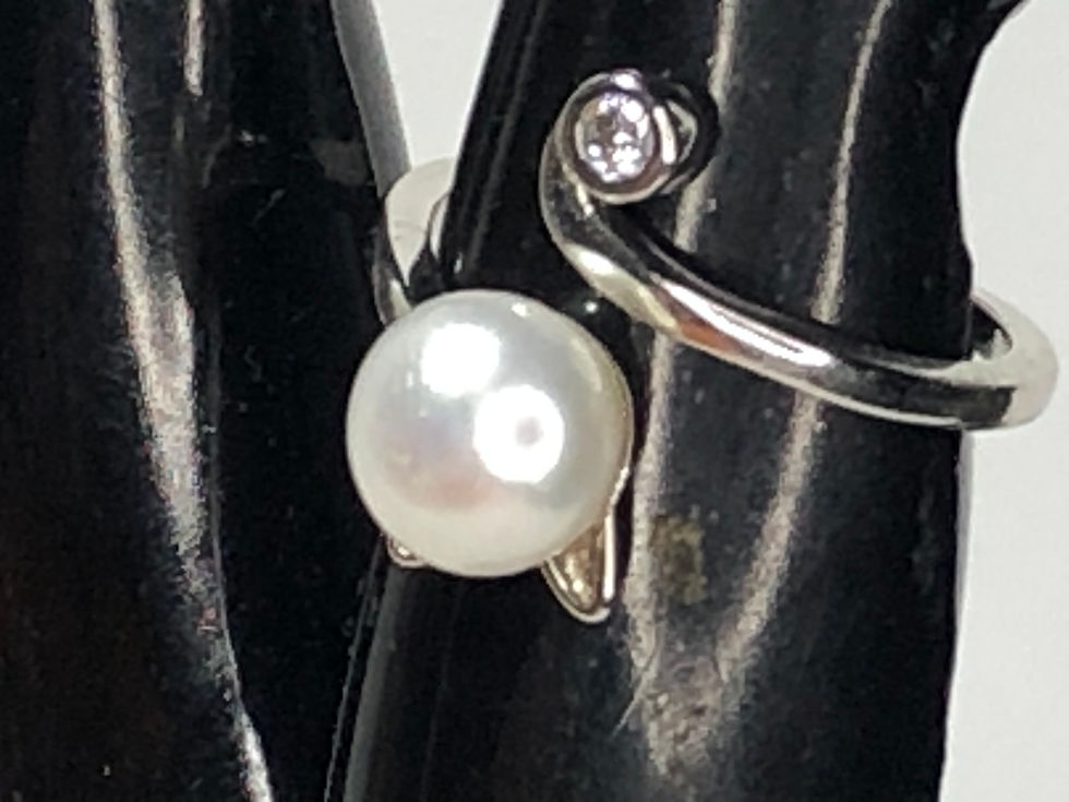 Miniatura: Anello con perla e zirconi di ottima qualità