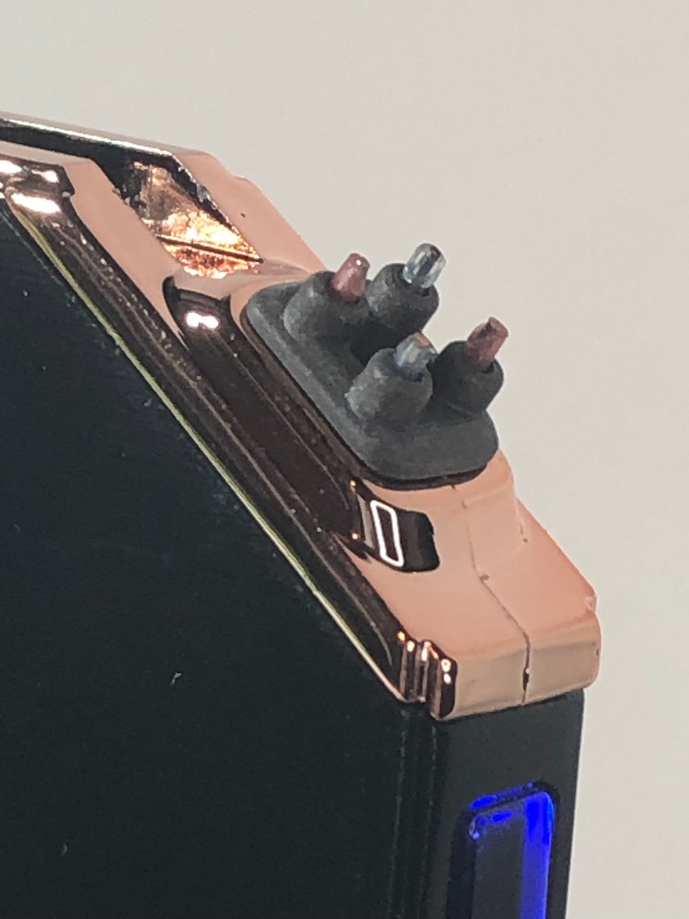Miniatura: Accendino antivento elettrico USB nero in metallo