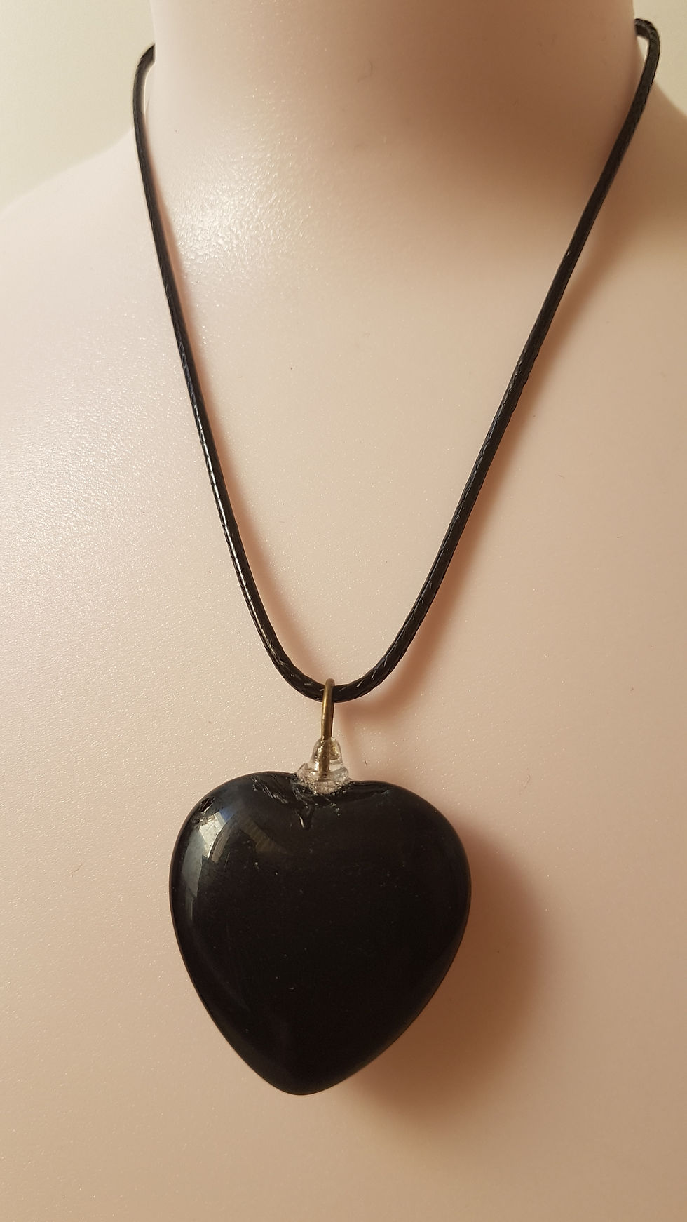 Miniatura: Collana con PIETRA DURA INDIANA a forma di cuore, di ottima fattura