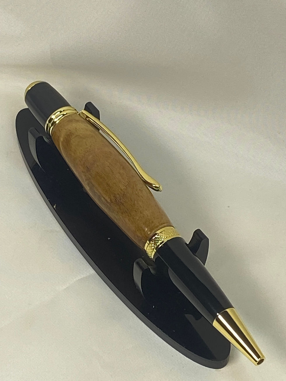 Miniatura: Penna fatta a mano con legno di radica di ulivo. EA