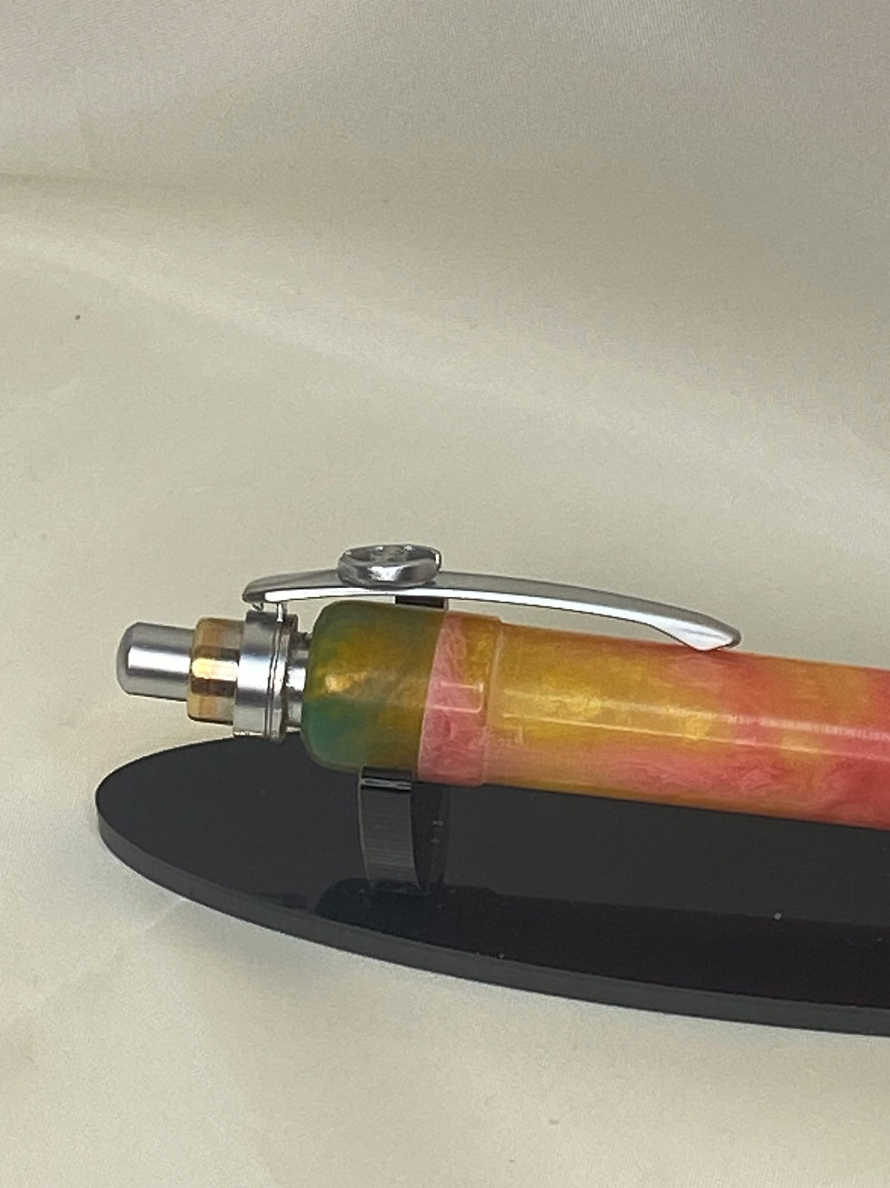 Miniatura: Penna revisionata con resina fatta a mano EA