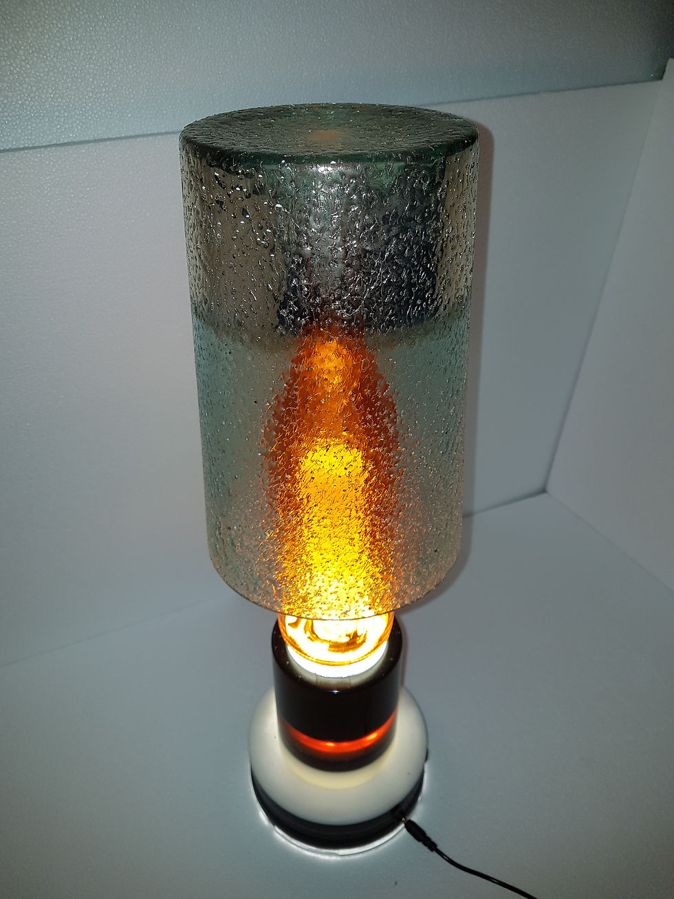 Miniatura: Lampada a led e resina con parte superiore in vetro