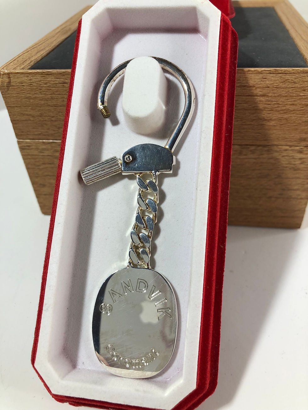 Miniatura: Portachiavi in acciaio inox trattato e lucidato, parte in acciaio argentata