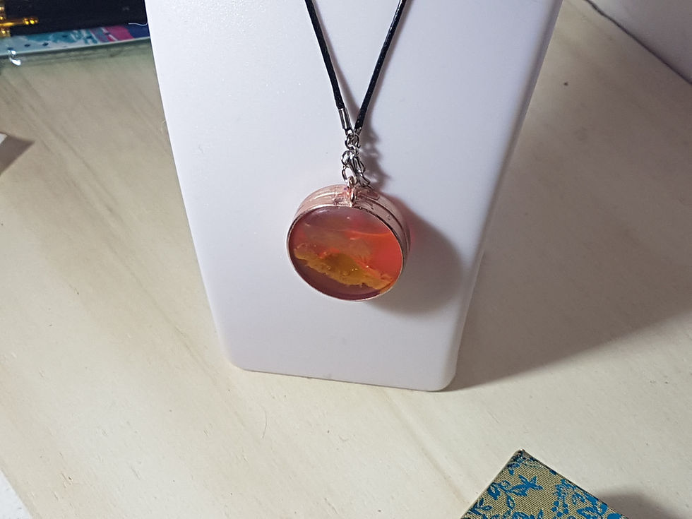 Miniatura: Collana con pendente fatto a mano con resine colorate , ottima finitura