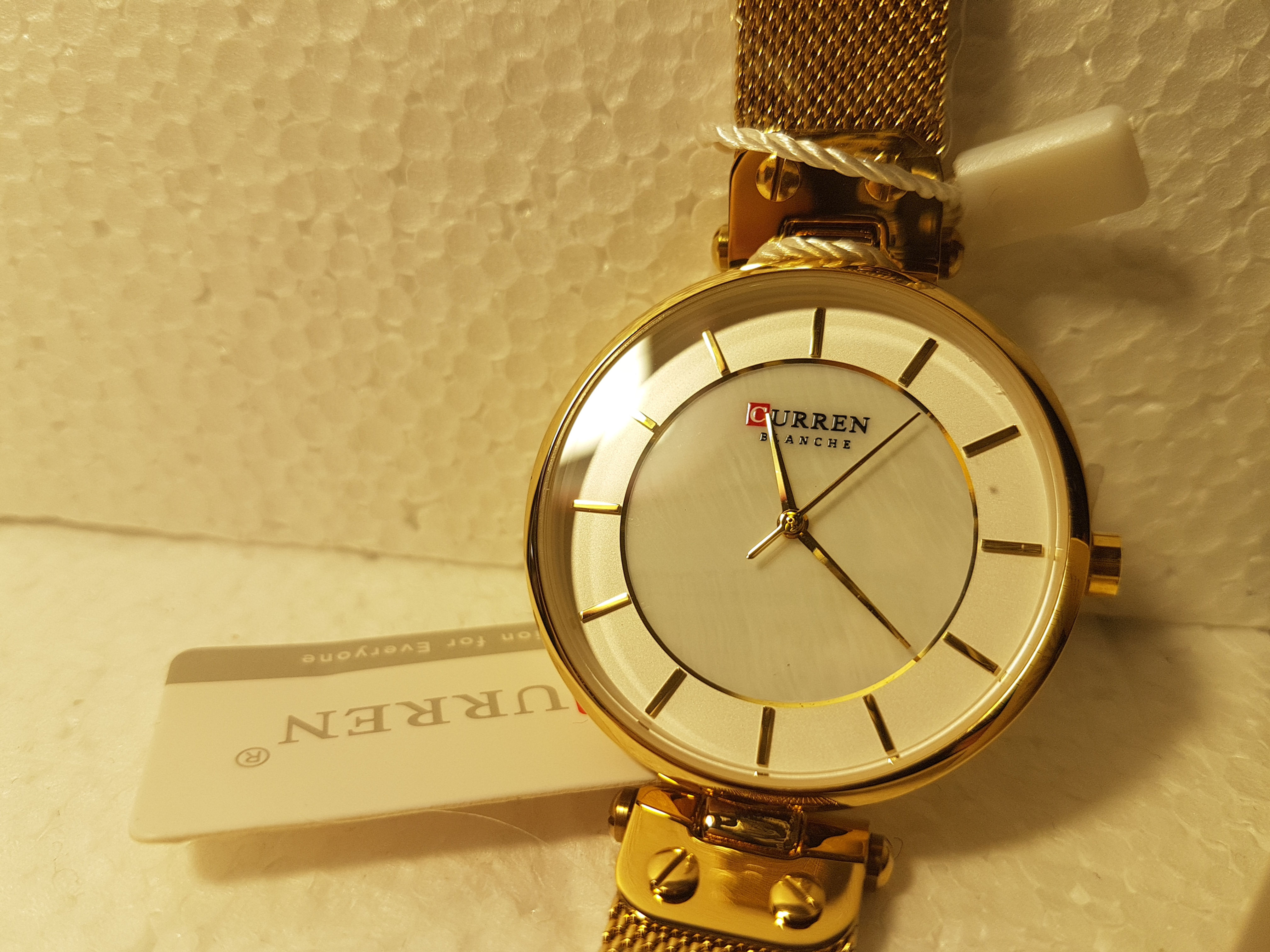 Orologio CURREN Blanche al quarzo cinta maglia metallica dorata