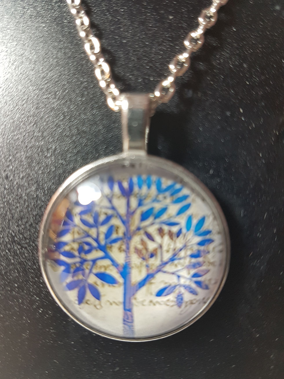 Miniatura: Collana con pendente stampa fiore