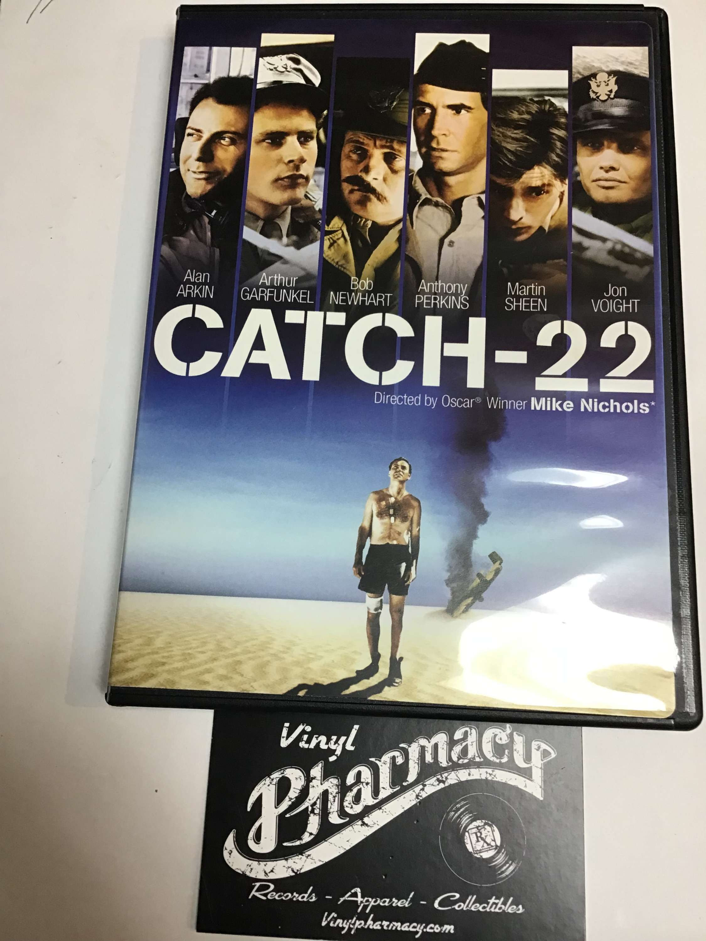 Catch - 22 : Arkin/Perkins/Sheen/Voight  (1970) DVD 