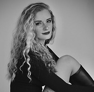 Chloey.jpg