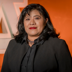 Dra. Claudia Baleón Garcia