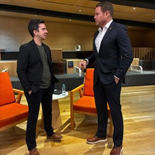 Cóctel de la Facultad de Comunicación reúne a comunidad académica y profesional para el lanzamiento de dos nuevas maestrías