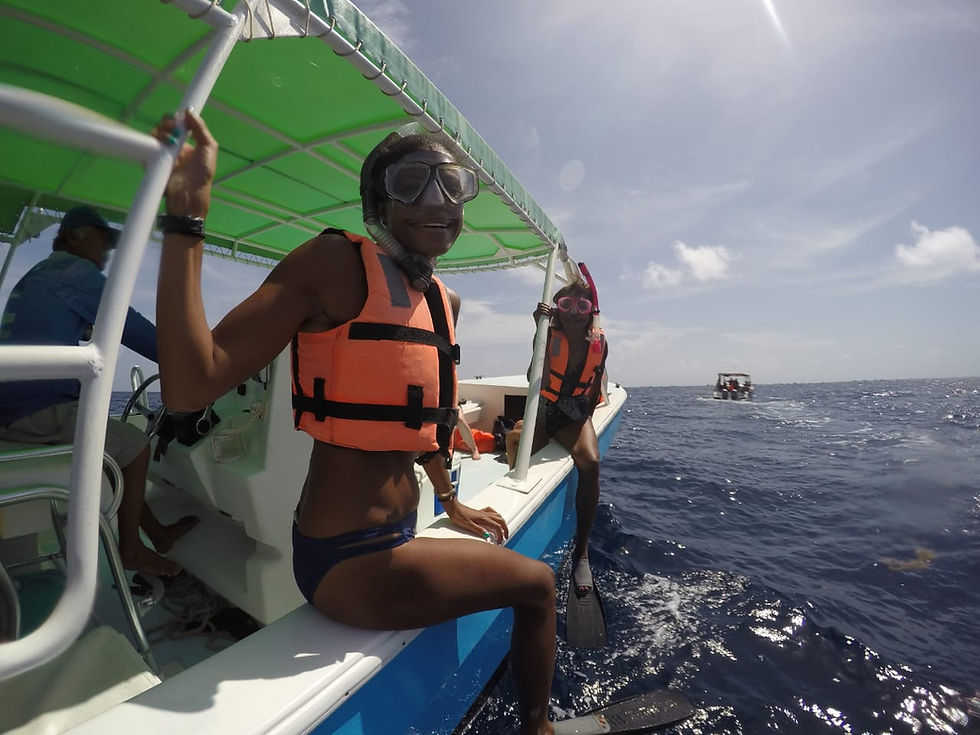 Thumbnail: Whale Shark Tour - Shared