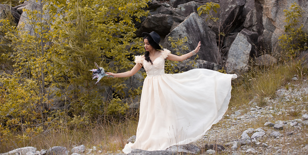 MinnieBridals-26_edited.png