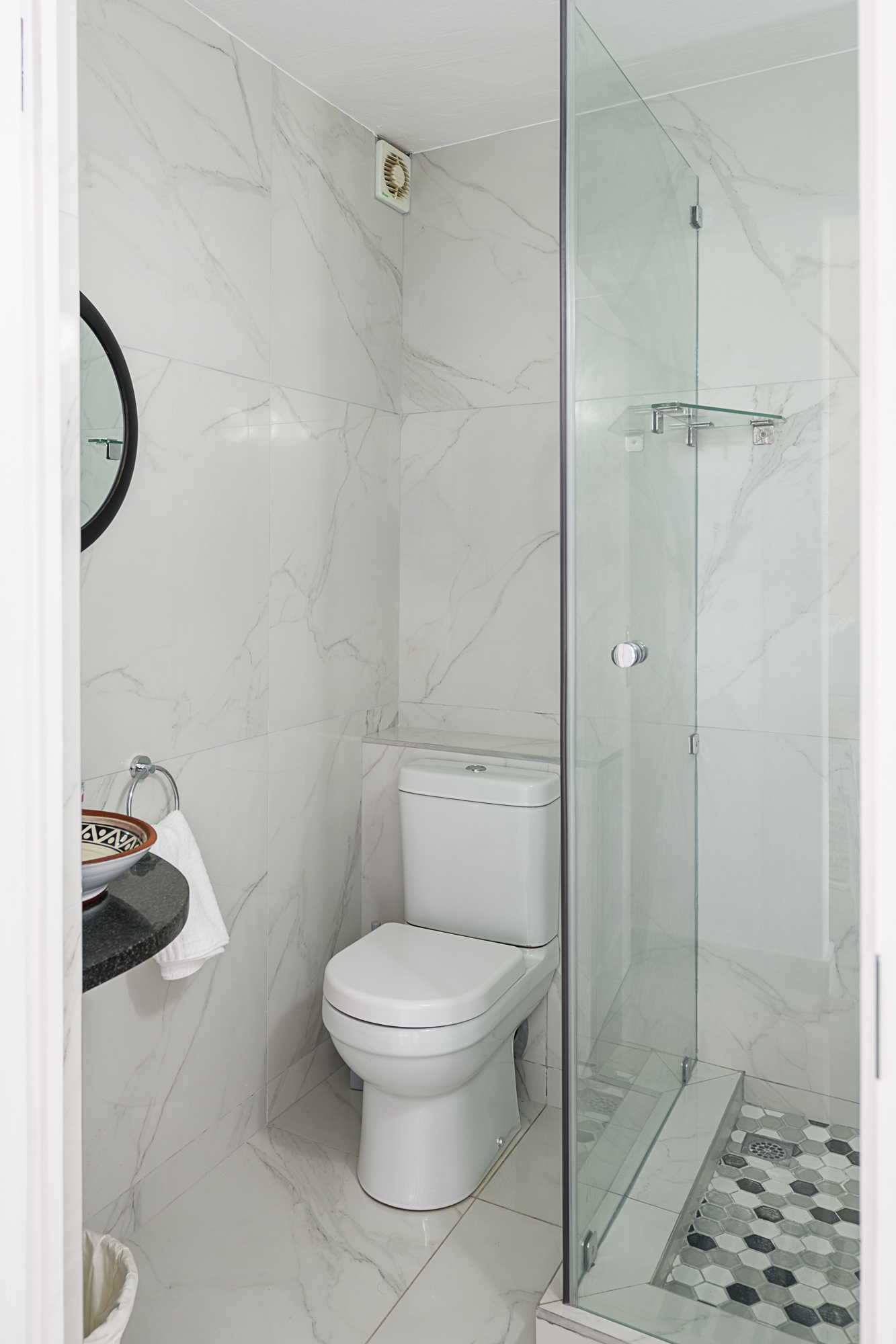Shower 85