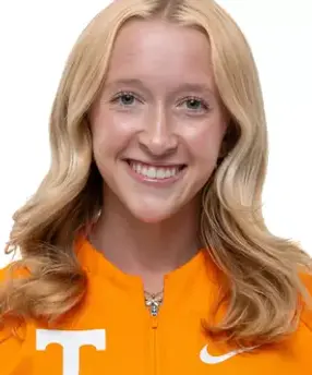 headshot - Summer Schuster.webp