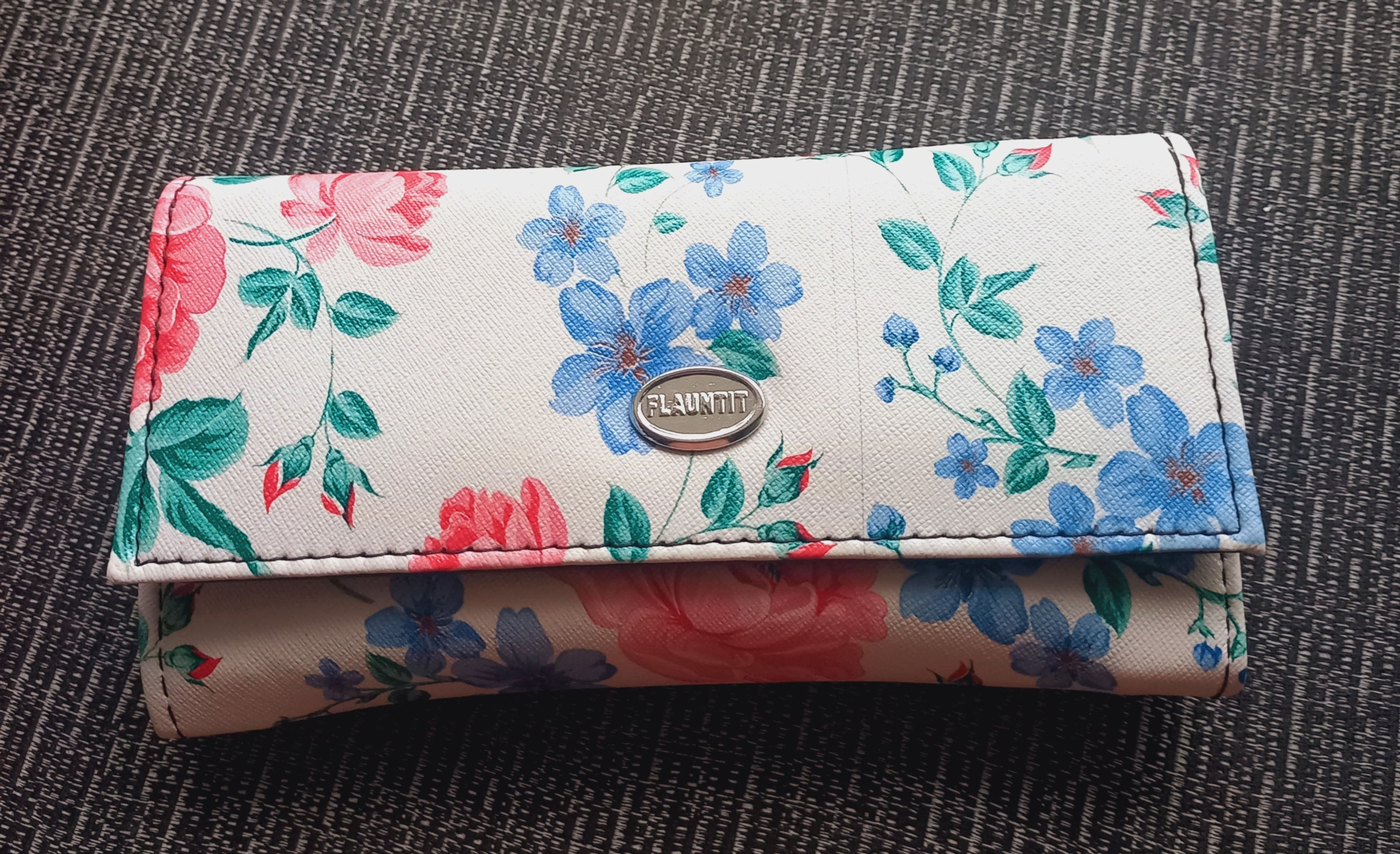 White Floral Fabric Wallet