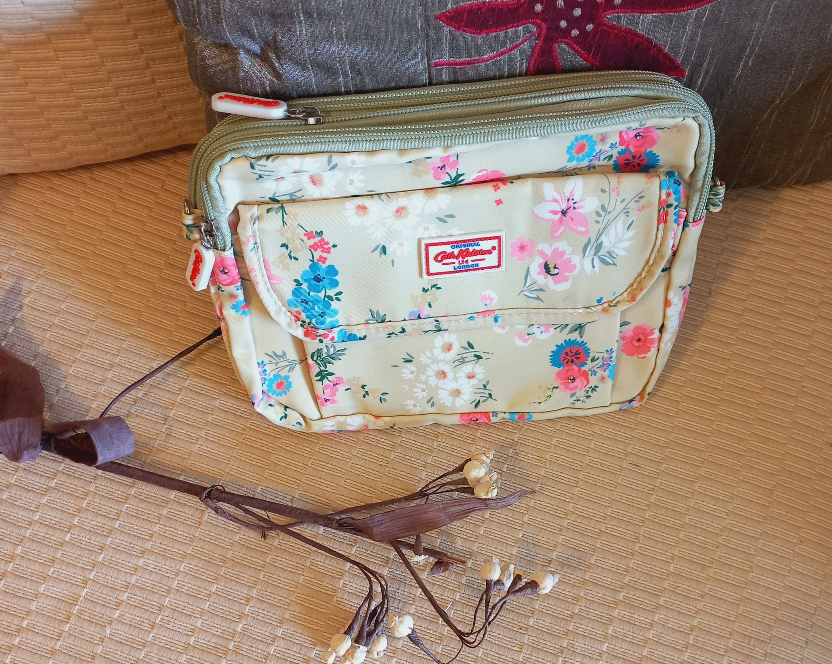 Travel Cosmetics Pouch