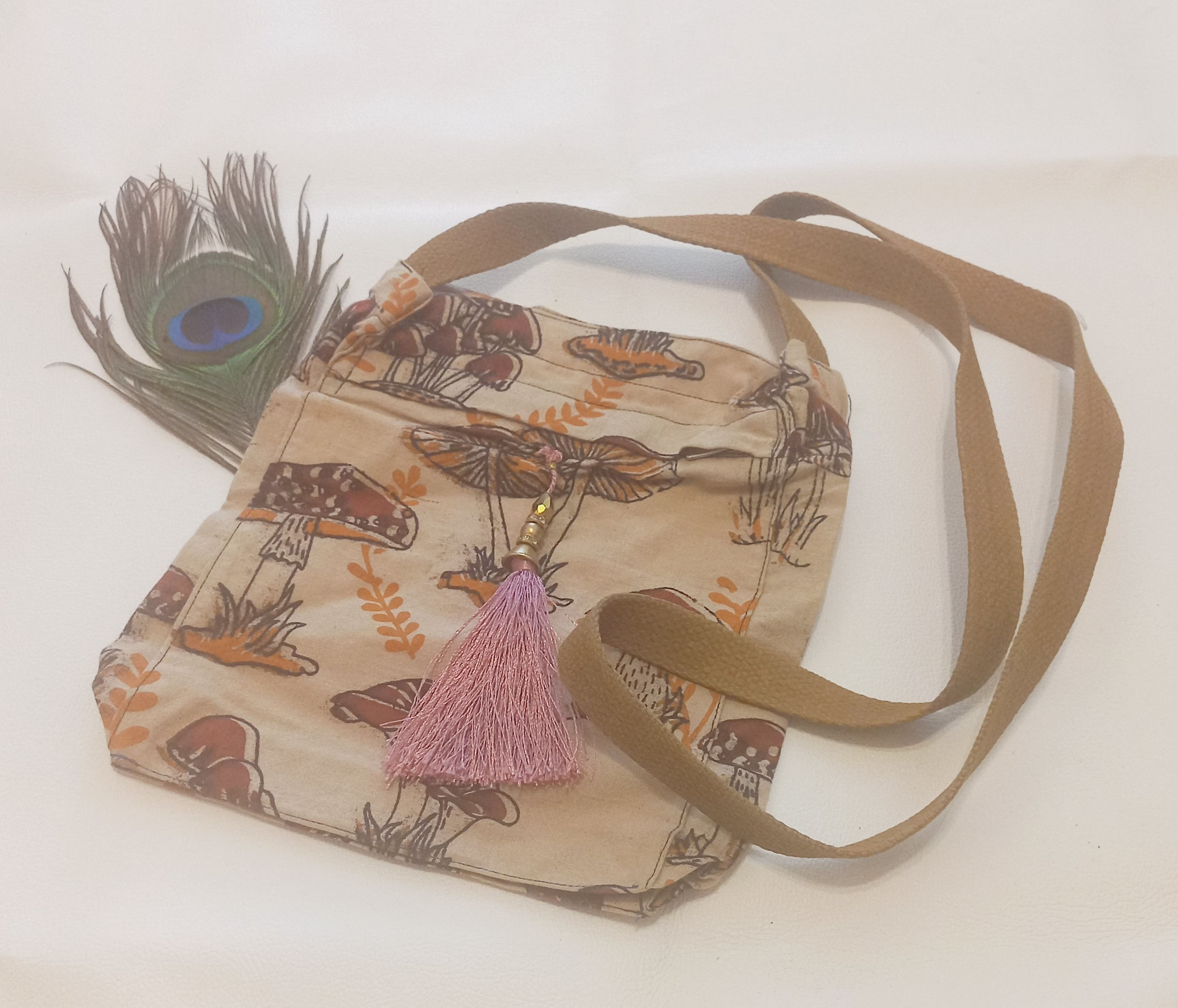 Clinkwagon Beige Kalamkari Sling Bag For Women