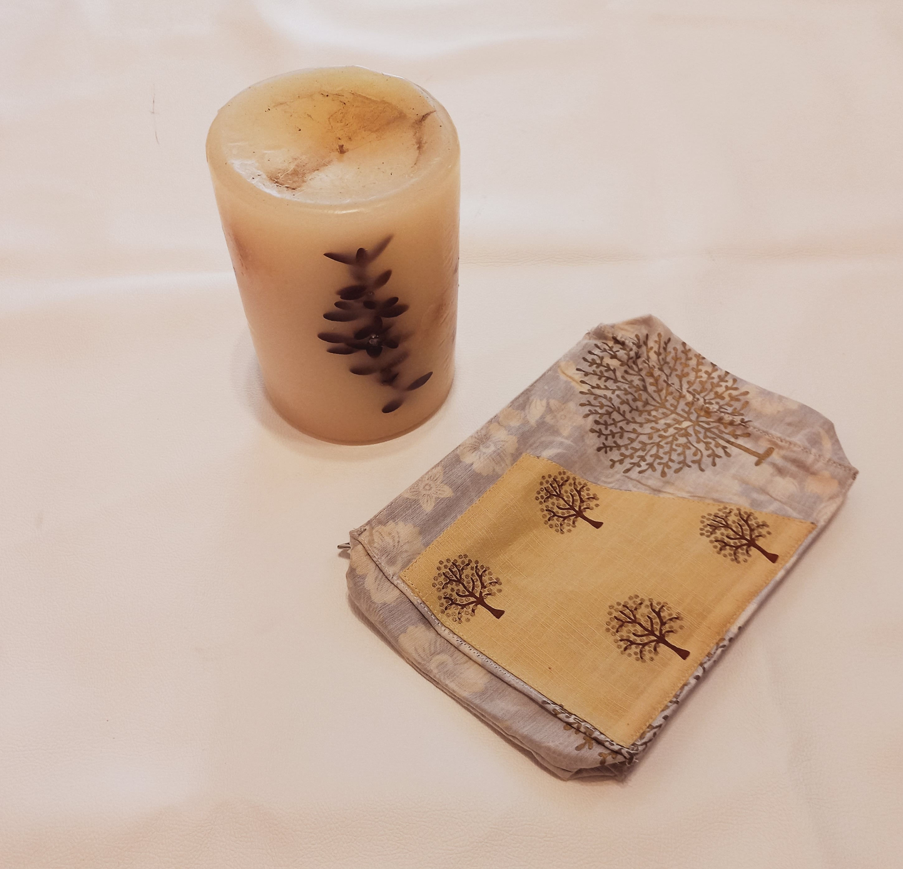 Clinkwagon Floral Cosmetics Case