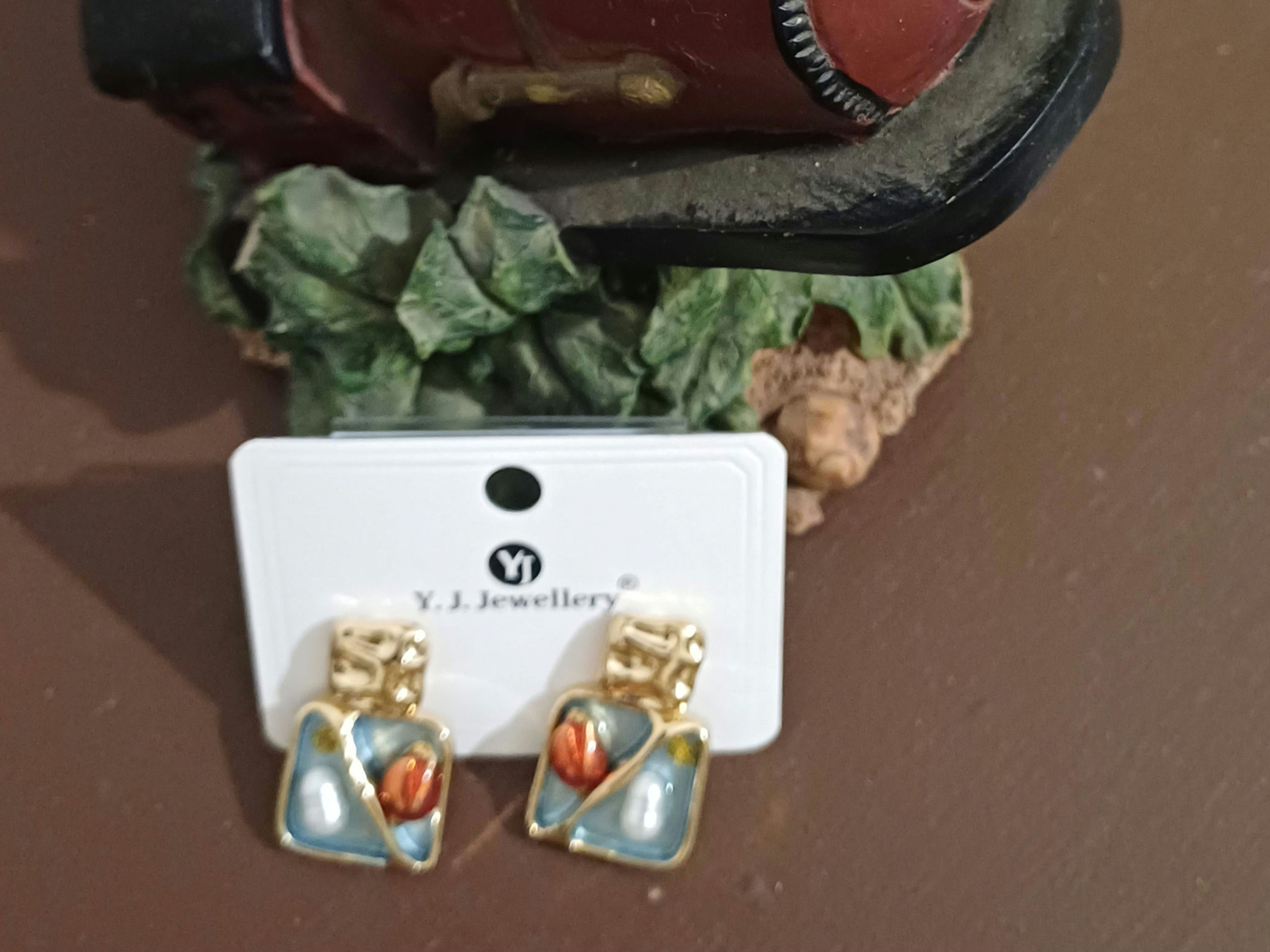 Uniquely crafted Ear Studs 