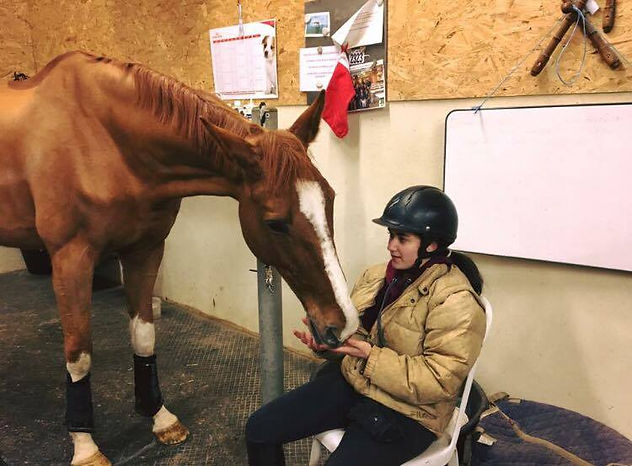 Amandine Mazzoni, handi cap a cheval, pomme du bois noir, cavalière handisport, équitation