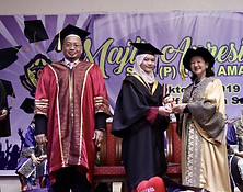grad 2.jpg