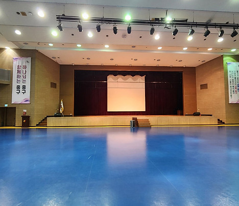 auditorium3.jpg