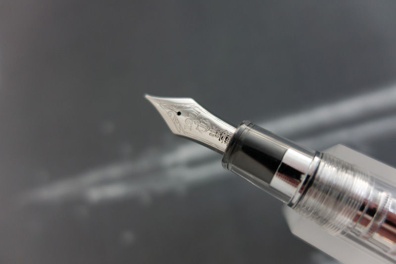 Thumbnail: King of Pen Crystal Demonstrator