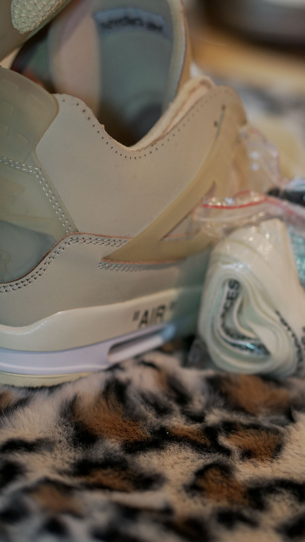 Thumbnail: Off-White × Air Jordan 4 “Sail”