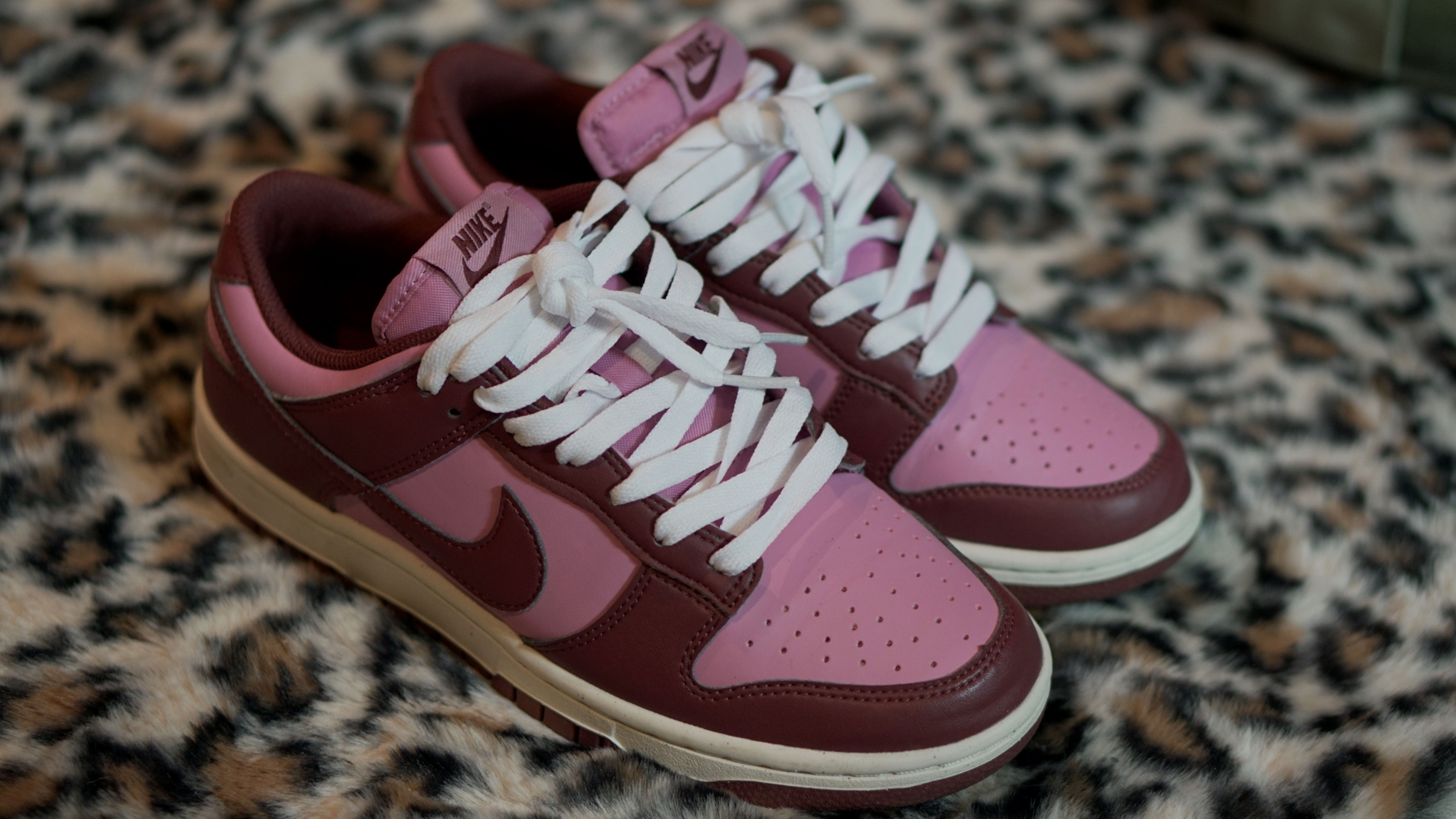 Nike Dunk Low – Women’s Size 8.5