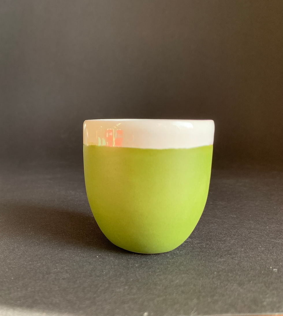 Thumbnail: Colorful cup with white rim
