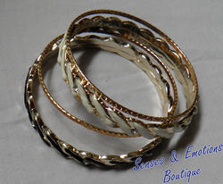 PULSERA BLANCO Y NEGRO