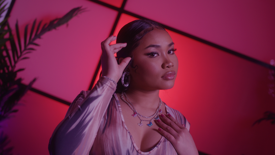 FENNIE_SWEET ONE _V001.00_01_24_15.Still014.png