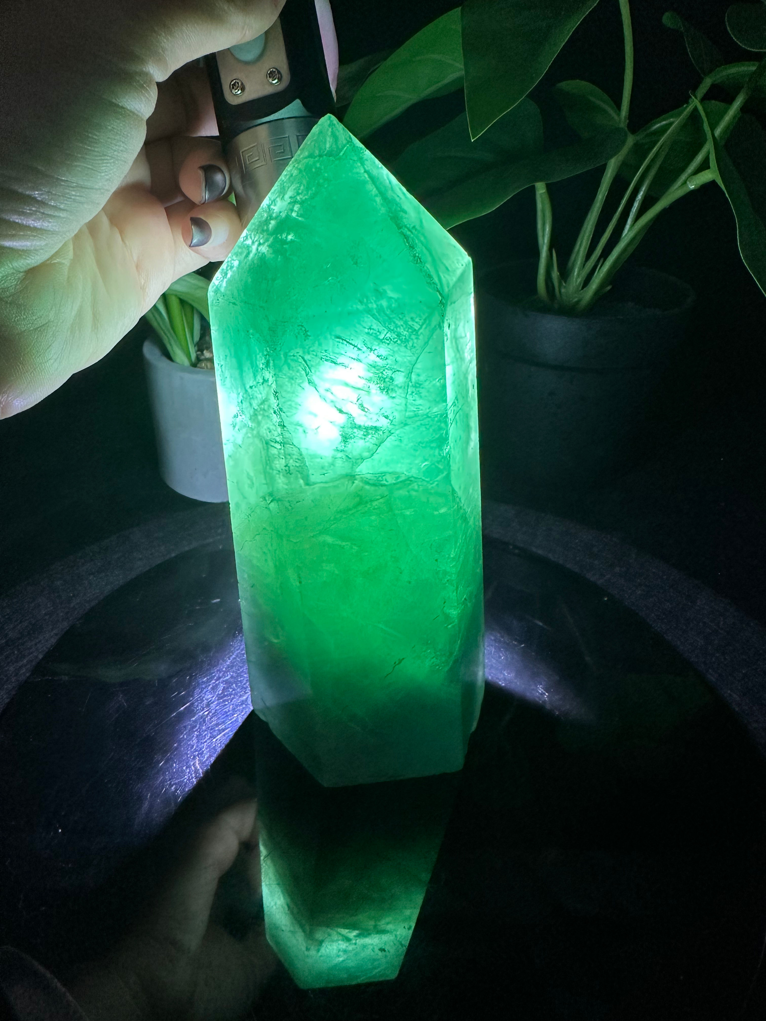 15cm Height Natural High Quality Transparent Green Fluorite Polished Big Tower