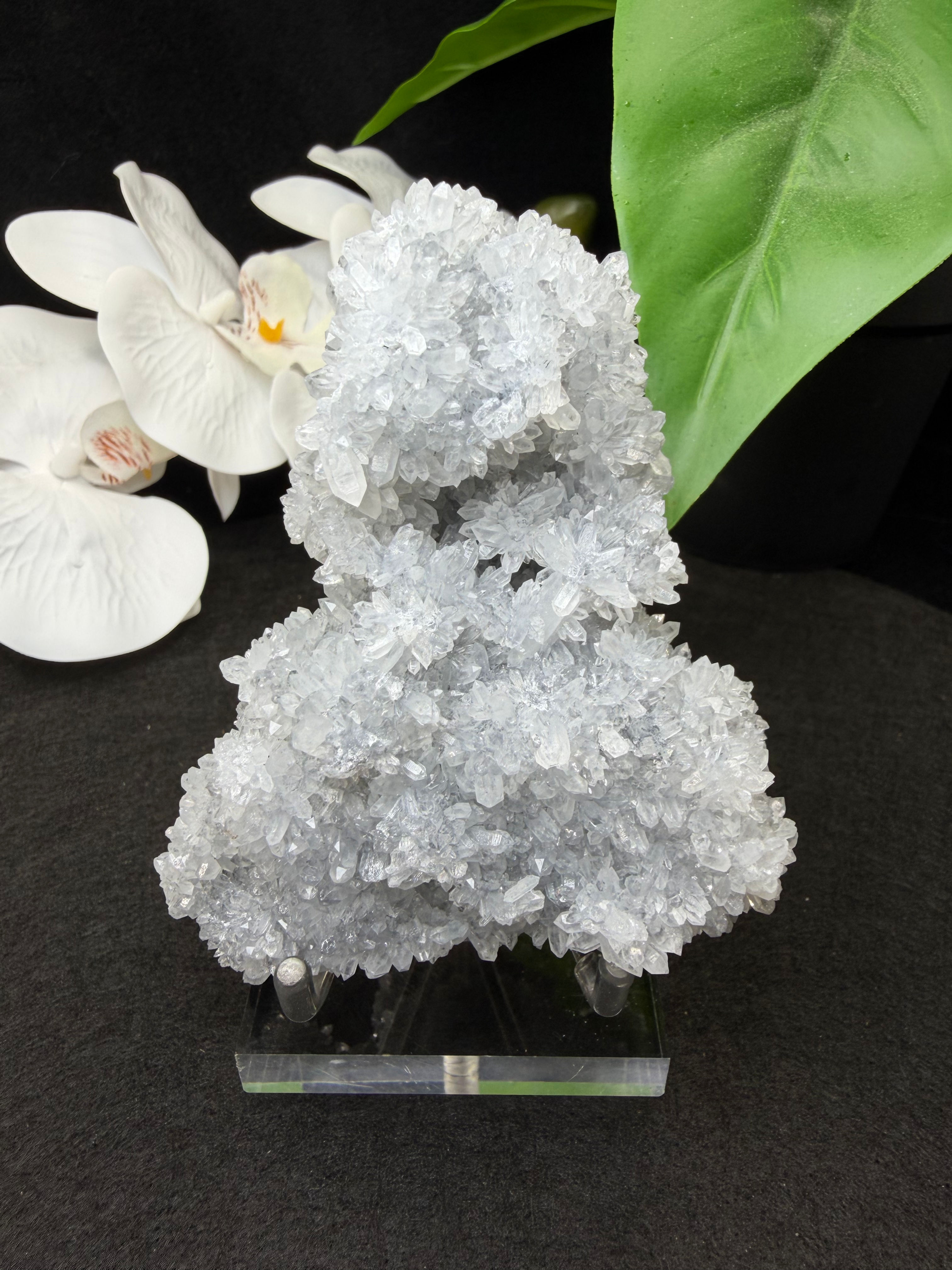 360 View Raw & Natural Chrysanthemum Clear Quartz Flower with Grey Sphalerite